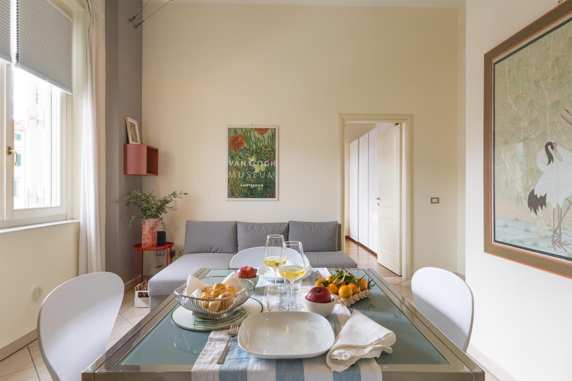 Near The Port-Elegante Appartamento Con Vista Sui Canali Livorno Ngoại thất bức ảnh