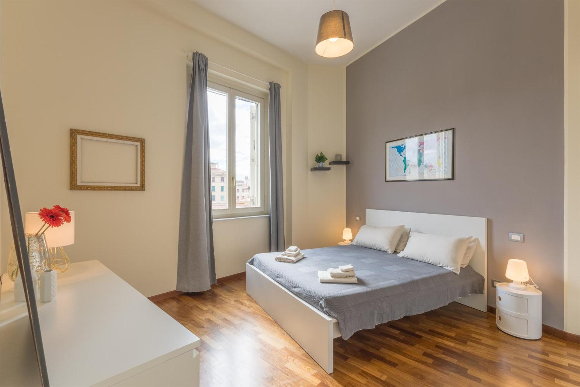 Near The Port-Elegante Appartamento Con Vista Sui Canali Livorno Ngoại thất bức ảnh